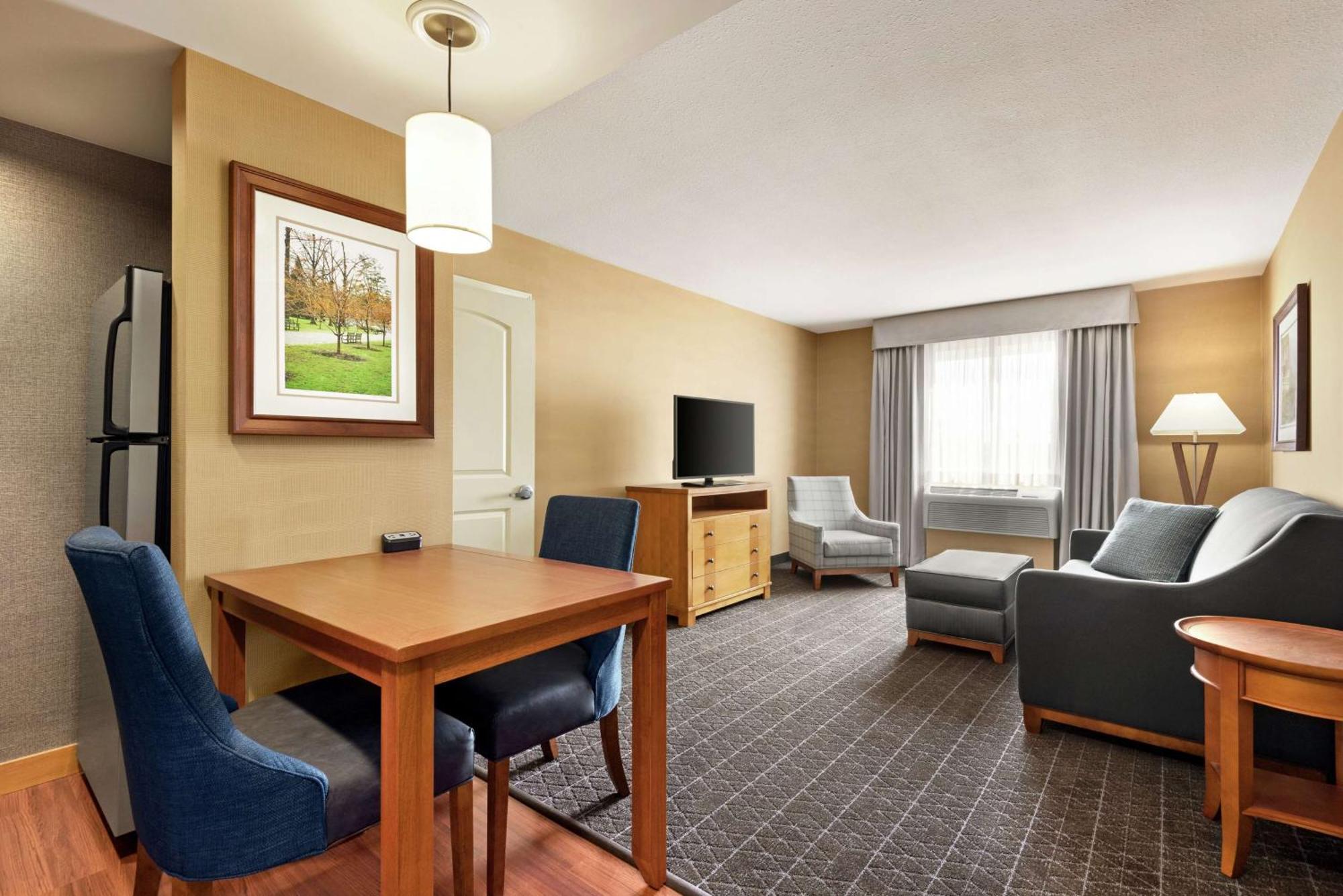 โฮมวู้ด สวีทส์ อัลเลนตัน เวสต์ Hotel Fogelsville ภายนอก รูปภาพ
