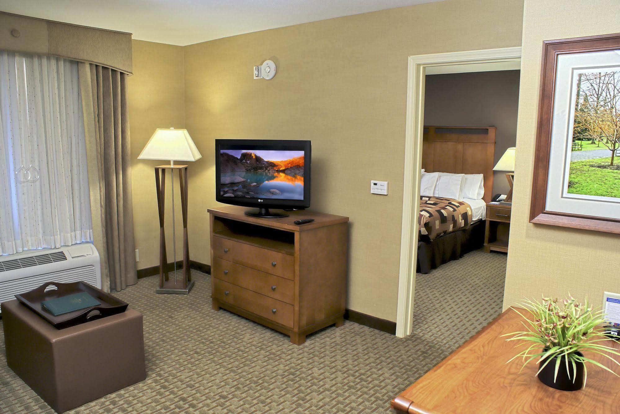 โฮมวู้ด สวีทส์ อัลเลนตัน เวสต์ Hotel Fogelsville ภายนอก รูปภาพ